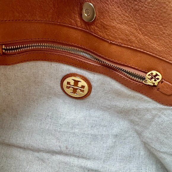 Tory Burch Leather Bombe Tote - Picture 7 of 7